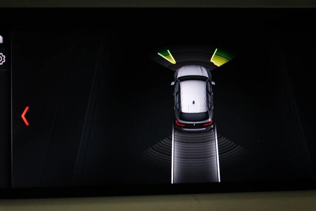 BMW 1-SERIE 116i Executive | CLIMA | STOELVERWARMING | 18"