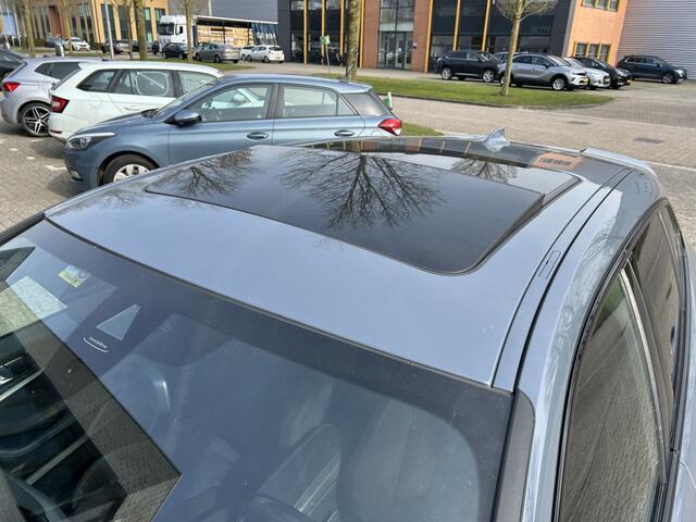 BMW 1-SERIE 118i High Exec M-Sport FULL OPTIONS.