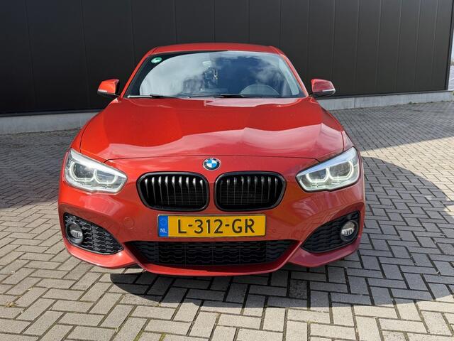 BMW 1-SERIE 116D STAGE 1 / M PAKKET / CAMERA / TREKHAAK / LEER STOELVERW