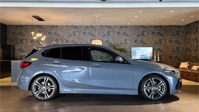 BMW 1-SERIE 118d M-Sportpakket I 18" I Camera I NL Auto
