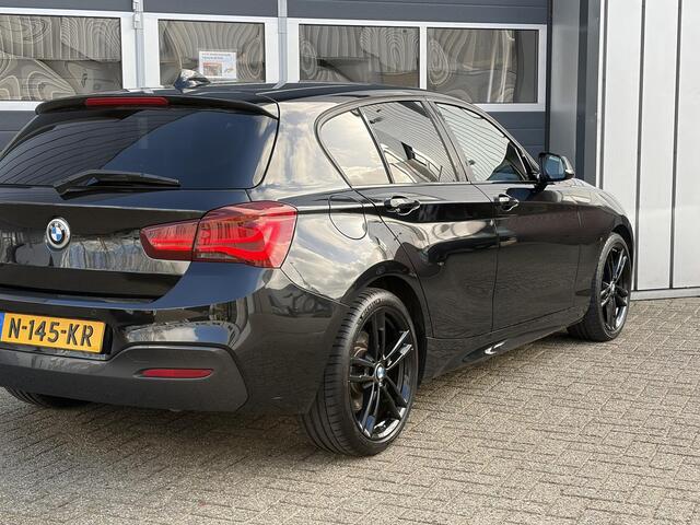 BMW 1-SERIE 120i Edition M Sport Shadow High Executive | Climate | Alcantara | Parkeer sensoren | M sport |