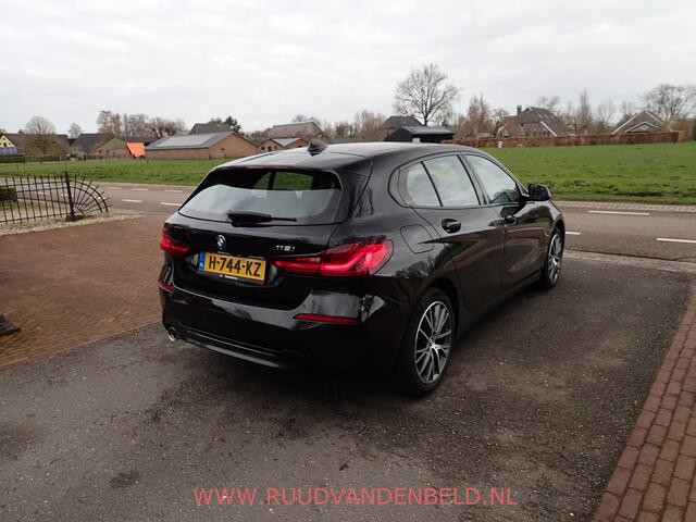 BMW 1-SERIE 118i Executive Edition CAMERA / ACC / SPORTSTOEL