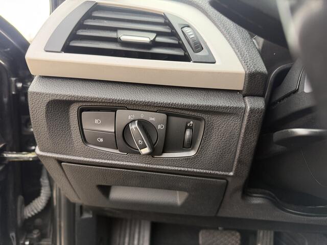 BMW 1-SERIE 120i Autom/Tiptr Executive HK/Clima/Stlvrw/Cruise