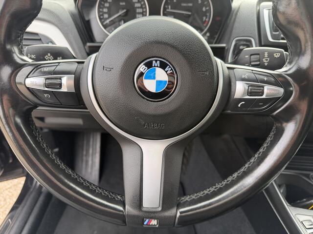 BMW 1-SERIE 120i Autom/Tiptr Executive HK/Clima/Stlvrw/Cruise