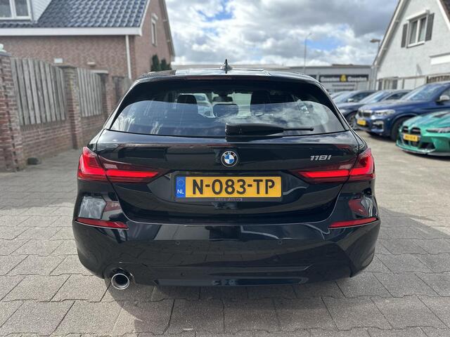 BMW 1-SERIE 118i 1ste eig. Org NL Leder|Navi|HiFi