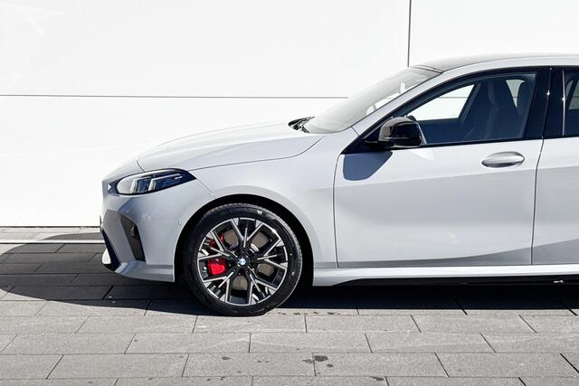 BMW 1-SERIE 120 M Sportpakket Pro | Premium Pack | Driving Assistant | Huisselectie