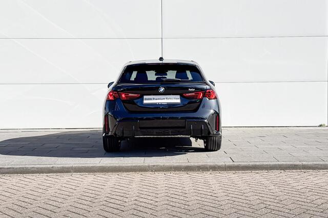 BMW 1-SERIE 120 M Sport Design Edition | Driving Assistant | Premium Pack | Huiselectie