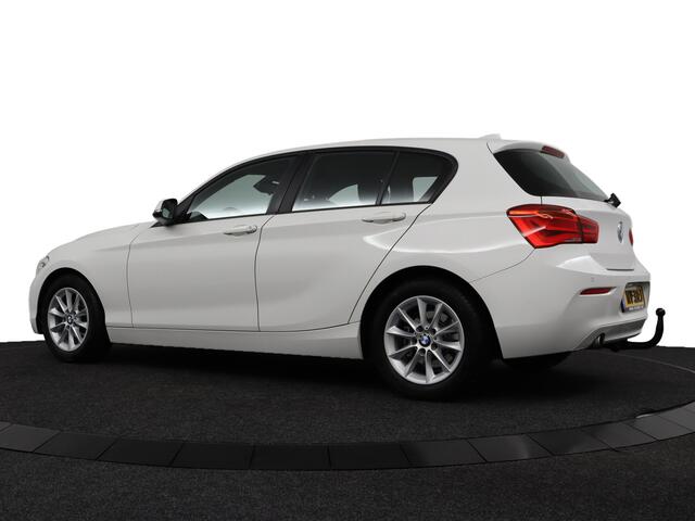 BMW 1-SERIE 118i Corporate Lease Executive - Automaat - Groot Scherm - M-Sport Pakket - Parkeer sensoren - Start/Stop - Sportstoelen - LED koplampen -Prijs excl. Virena Zekerheidspakket T.W.V ¤895