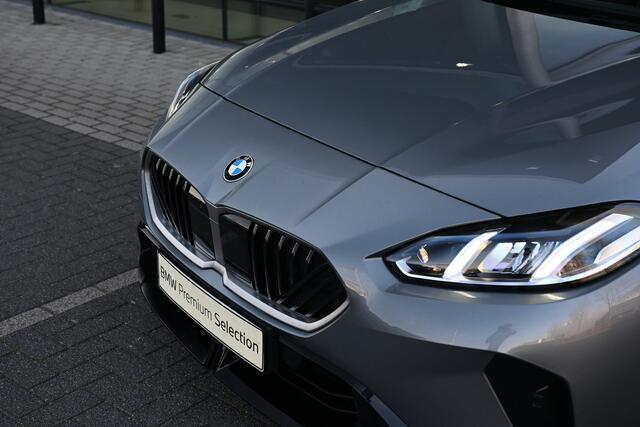 BMW 1-SERIE 120 M Sport / Sportstoelen / M Adaptief onderstel / Achteruitrijcamera / Stoelverwarming / Getint Glas