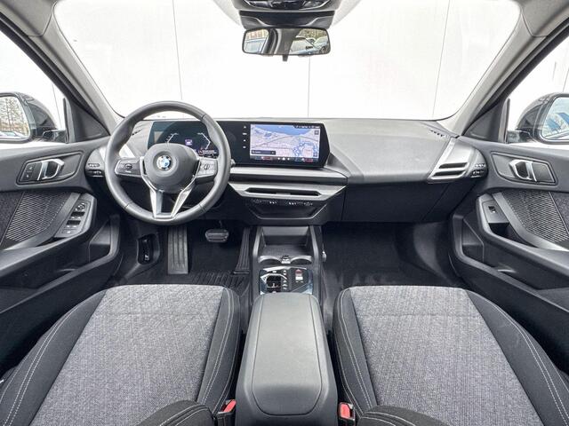 BMW 1-SERIE 120 | M Sport Design Edition| Trekhaak |