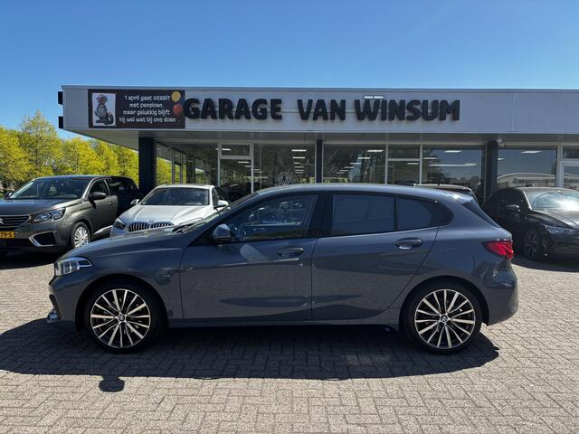BMW 1-SERIE 118i Executive Edition Navi Lmv Cruise Pdc Nap