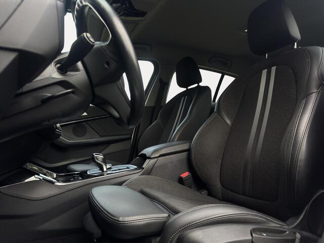 BMW 1-SERIE 118i 140PK Automaat Sport-Line Virtual Cockpit Leer