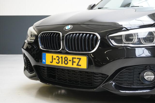 BMW 1-SERIE 116i Edition M Sport Shadow | Navigatie | Lm velgen | Leder | Unieke km-stand