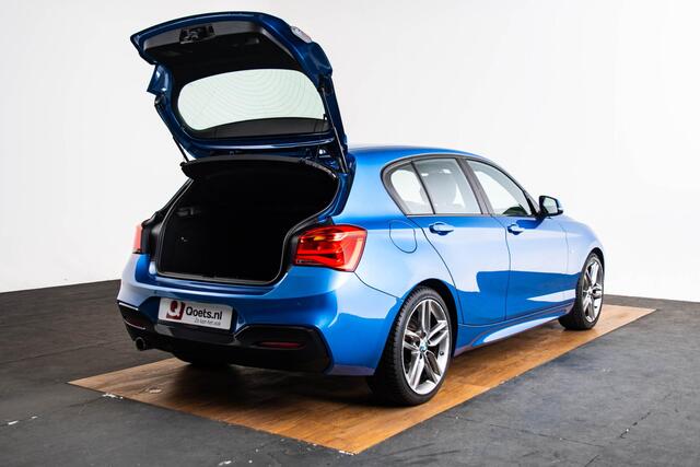 BMW 1-SERIE 118d M Sport - Cruise Control - Adaptieve LED koplampen - Lichtpakket - PDC voor/achter - Elektrisch verwarmde voorstoelen - Navigatiesysteem Business - Multifunctioneel stuurwiel - Speed Limit Info -