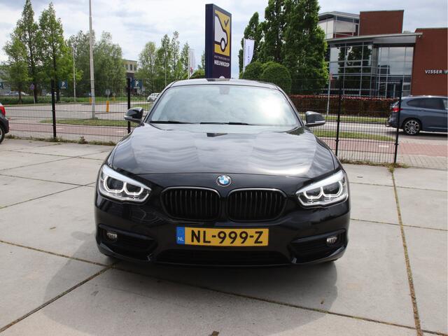BMW 1-SERIE 118i M-Pakket Automaat, NL-Auto, LED, PDC SALE!!