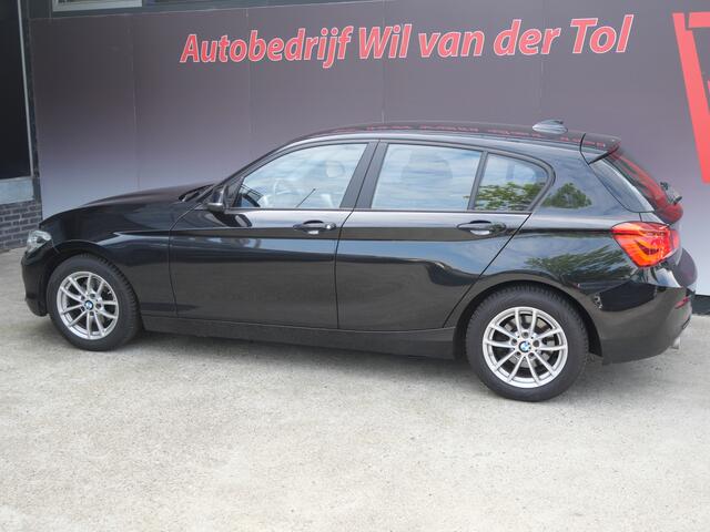 BMW 1-SERIE 116i EXECUTIVE | CRUISE | FULL-LED | NAVIGATIE | CLIMA | PDC V+A | ALL-SEASON!!