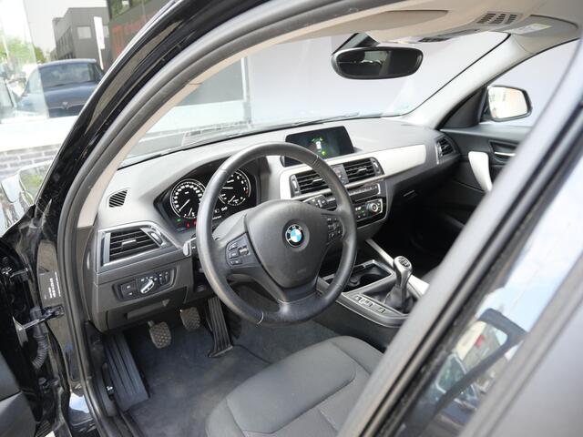 BMW 1-SERIE 116i EXECUTIVE | CRUISE | FULL-LED | NAVIGATIE | CLIMA | PDC V+A | ALL-SEASON!!