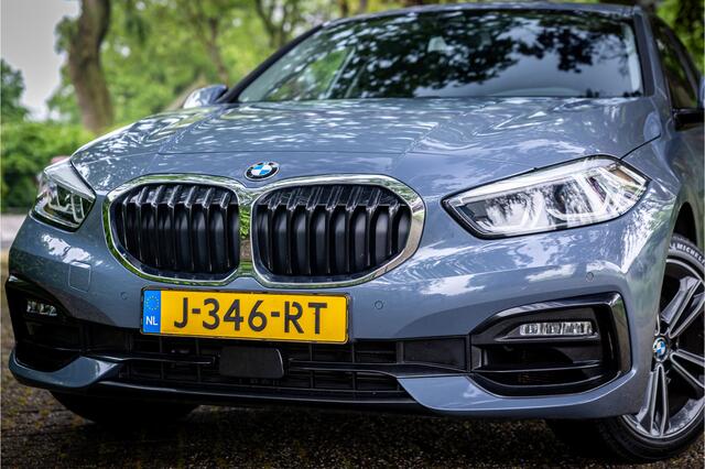 BMW 1-SERIE 118i Executive Sport Line Individual Storm Bay Shadow