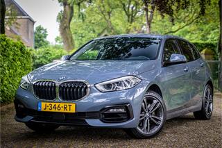 bmw-1-serie-118i-executive-sport-li