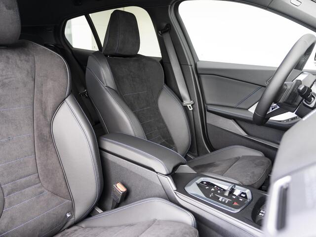 BMW 1-SERIE 120 | M Sportpakket | Stuurwielrand verwarmd | Comfort Access | Achteruitrijcamera | Stoelverwarming | 18''