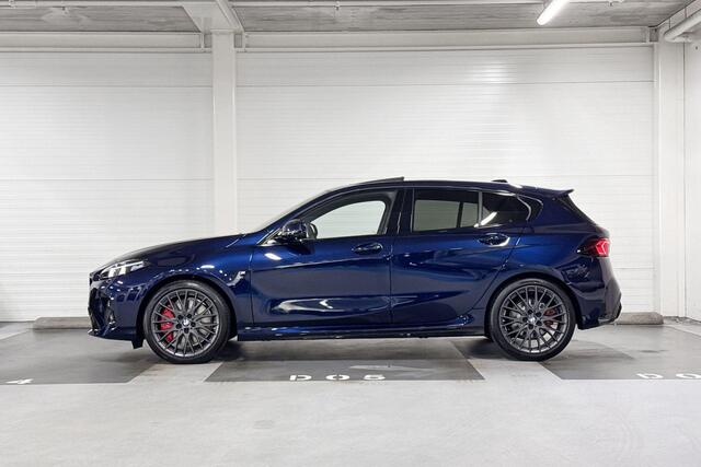 BMW 1-SERIE 120 | M-Sport Pro | Innovation Pack | Driving Assistant | Harman/Kardon | Head-up Display | Panoramadak | Comfort Access | Huisselectie 750
