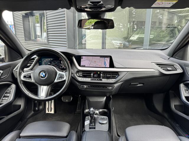BMW 1-SERIE 118i Automaat High Executive M-Sport*LED*Navi*