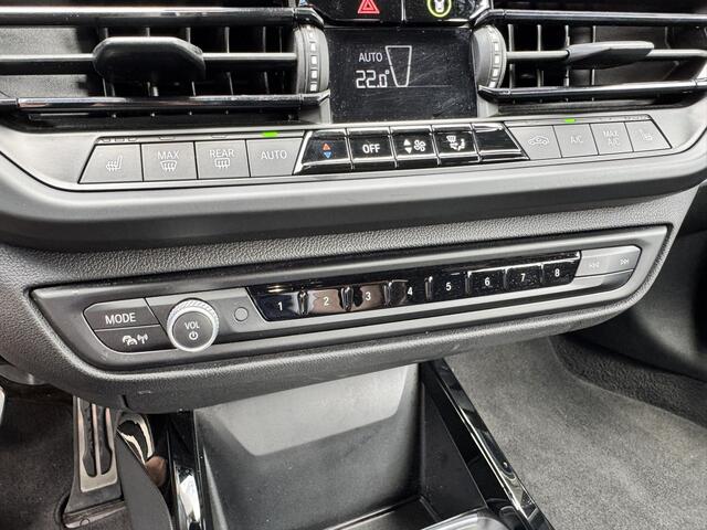 BMW 1-SERIE 118i Automaat High Executive M-Sport*LED*Navi*