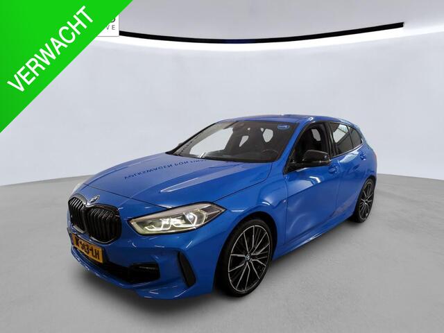 BMW 1-SERIE 118i High Executive Edition NL-AUTO | M-PAKKET | LEDER | SFEER VERLICHTING