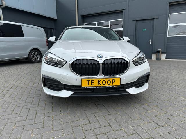 BMW 1-SERIE 118i Executive Navi. schuifdak 140PK