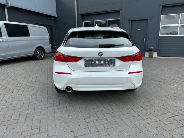 BMW 1-SERIE 118i Executive Navi. schuifdak 140PK