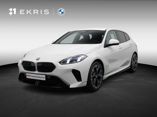 BMW 1-SERIE 120 M Sport Design Edition | Premium Pack | Stuurwielrand Verwarmd | Driving Assistant | Parking Assistant | 18''