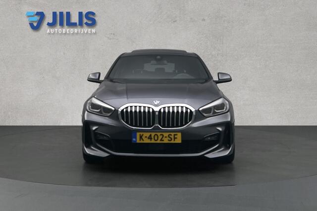 BMW 1-SERIE 118i M-Sport | Panoramadak | Stoelverwarming | Lederen bekleding