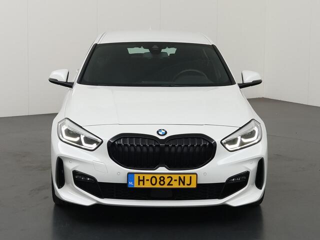 BMW 1-SERIE 118i Executive Edition M-Sport | Virtual Cockpit | Navigatie | Cruise Control | Climate Control | Parkeersensoren |