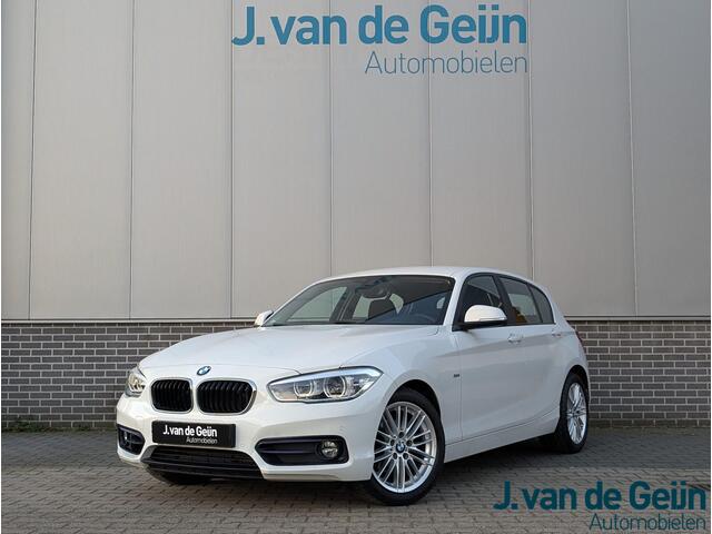 BMW 1-SERIE 118i Executive | Sportstoelen | Automaat | LED | PDC