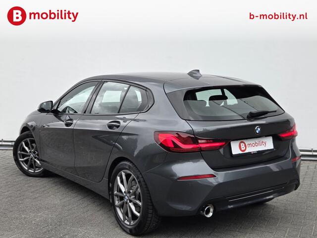BMW 1-SERIE 118i High Executive Sportline Apple CarPlay | Stoelverwarming | Sportstoelen | PDC | Cruise Control