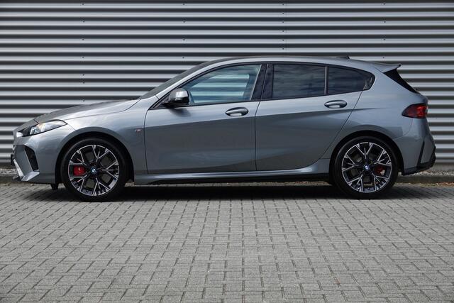 BMW 1-SERIE 120 M-Sport Pro | Driving Assistant plus | HUD | H&K | 360 Cam |