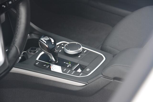 BMW 1-SERIE 118i Executive | Navigatie | Virtual-cockpit | Carplay | Full LED | PDC | NL auto!! | Nederlandse auto dealeronderhouden 737745 NAP