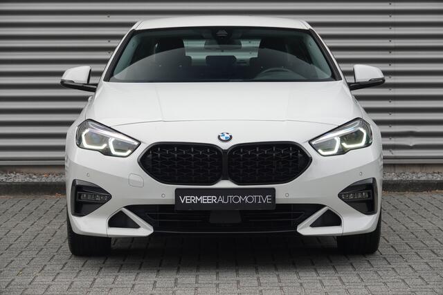 BMW 2-SERIE Gran Coupé 218i Business Edition Plus | Automaat | Carplay | Camera | Sfeer | Leder |