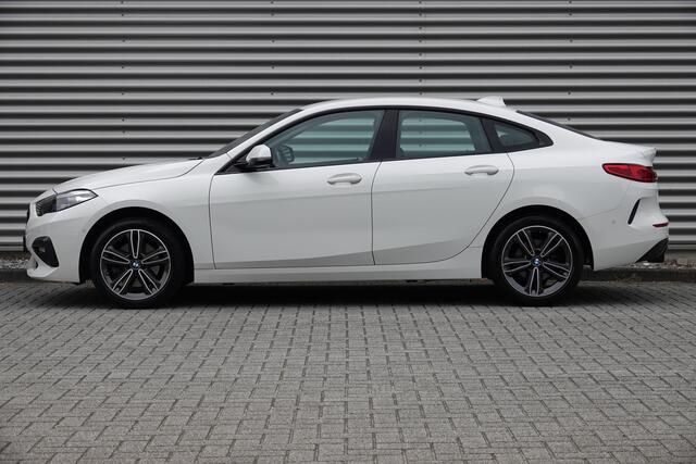 BMW 2-SERIE Gran Coupé 218i Business Edition Plus | Automaat | Carplay | Camera | Sfeer | Leder |