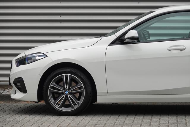 BMW 2-SERIE Gran Coupé 218i Business Edition Plus | Automaat | Carplay | Camera | Sfeer | Leder |