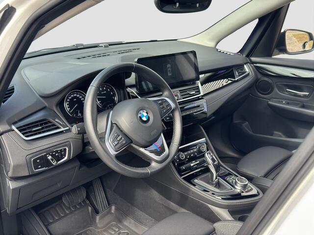 BMW 2-SERIE Active Tourer 218i High Executive | Pano | Automaat