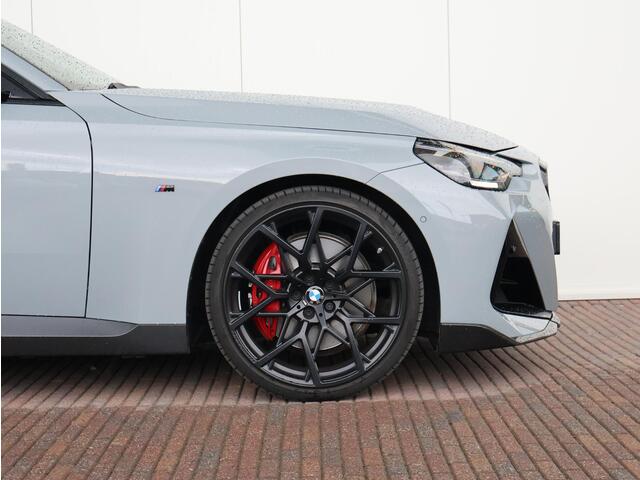 BMW 2-SERIE Coupé 220i High Executive M Sportpakket/ M Sportstoel/ M Performance Pack/ Schuif-kanteldak/ Lederen bekleding