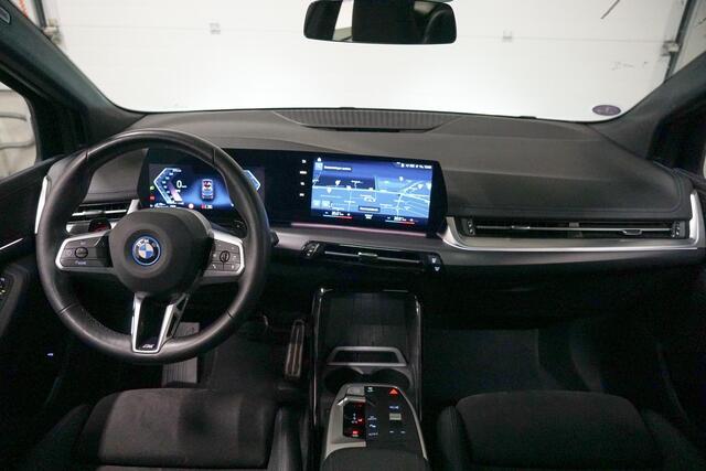 BMW 2-SERIE Active Tourer 225e xDrive M-Sport | Panoramadak | Camera