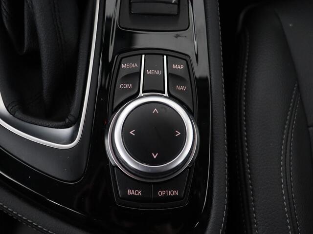 BMW 2-SERIE Active Tourer 225xe iPerformance High Executive | Trekhaak | Cruise Control | Leder | Automaat | Stoelverwarming | Navigatie | PDC | Bluetooth | LMV 17 inch | PHEV