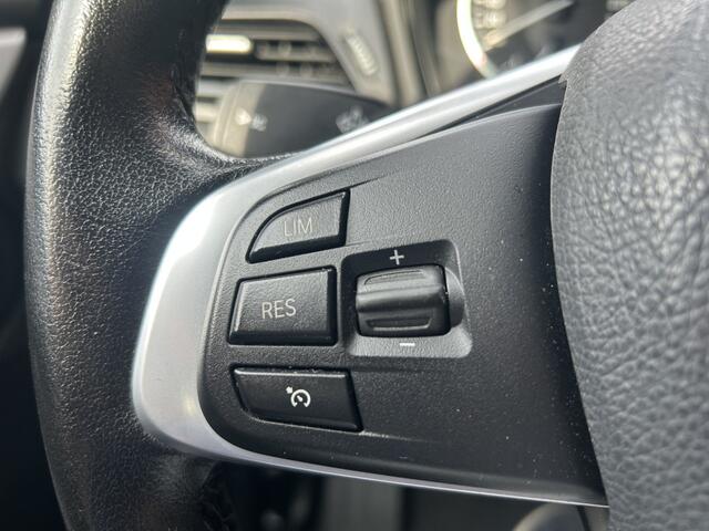 BMW 2-SERIE Active Tourer 218i // NAVI // PDC // CRUISE // CLIMA // STOELVERWARMING