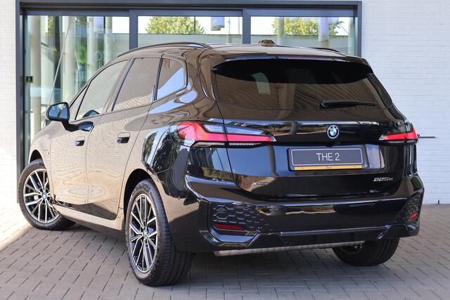 BMW 2-SERIE Active Tourer 225e xDrive | M Sportpakket | Comfort Pack | Innovation Pack