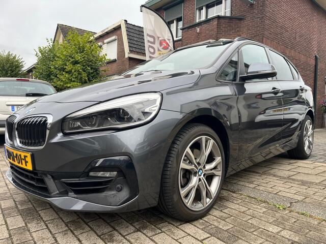 BMW 2-SERIE 220I
