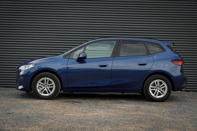 BMW 2-SERIE Active Tourer 220i / Aut / Navi / Trekhaak Elektrisch / Incl BTW