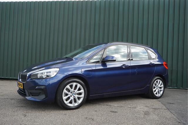 BMW 2-SERIE Active Tourer 225xe iPerformance PHEV - Plugin Hybrid + Navi/ Trekhaak/ Cruise/ Garantie!
