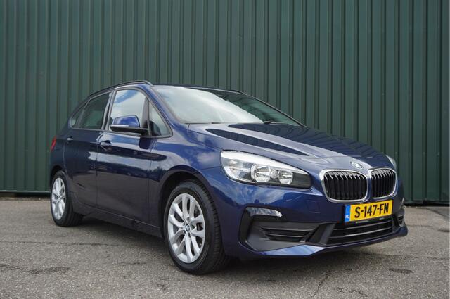 BMW 2-SERIE Active Tourer 225xe iPerformance PHEV - Plugin Hybrid + Navi/ Trekhaak/ Cruise/ Garantie!